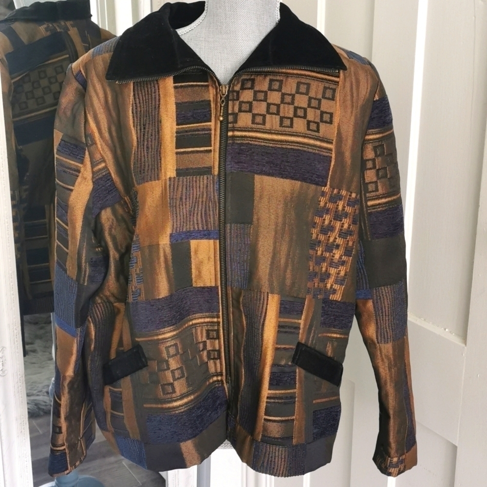 Judy Joannou unique vintage zip up coat. Size XL